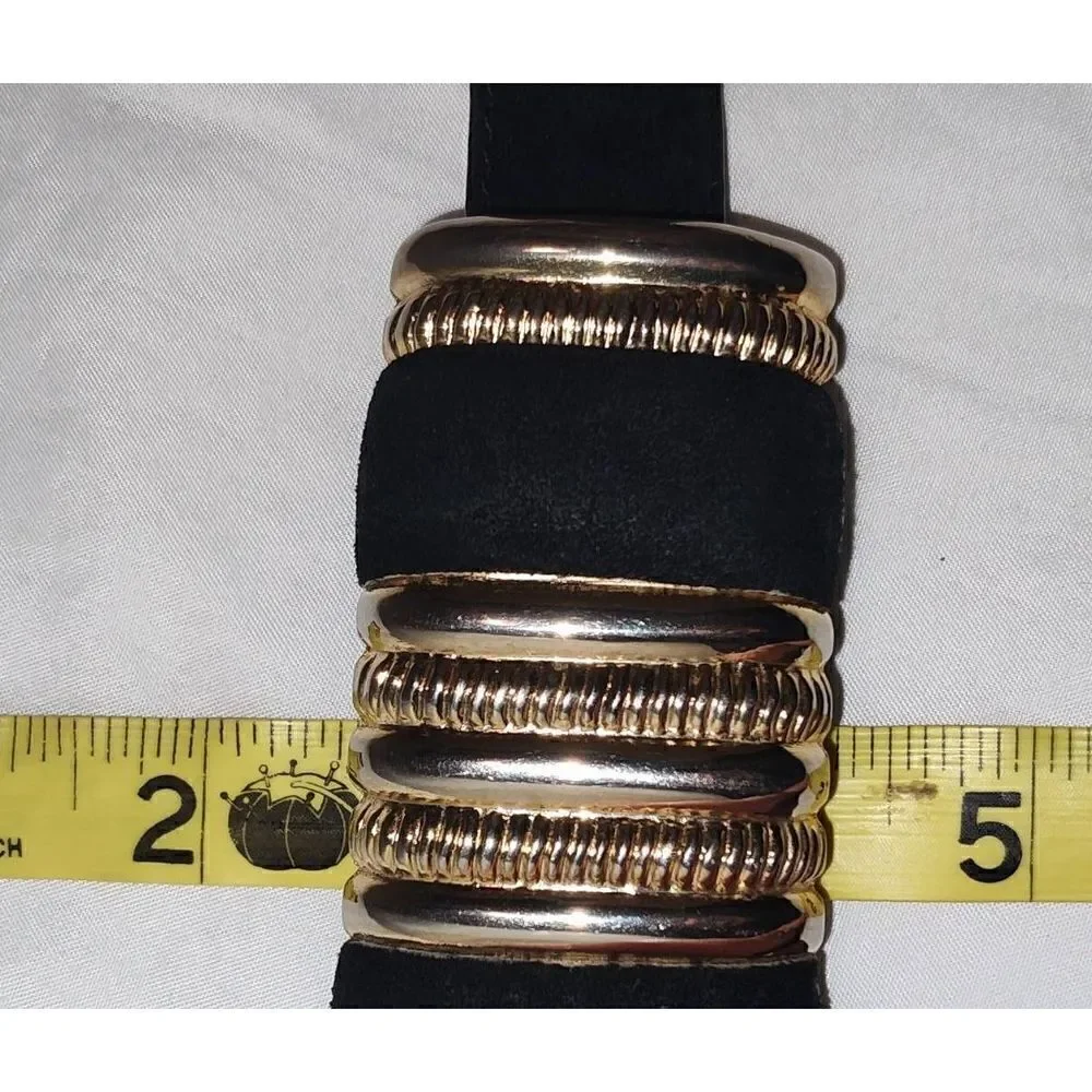 Leather Shop Genuine Leather women's belt # 2223 Size Small Black w gold hardwar